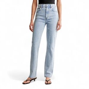 Abercrombie & Fitch 90s Ultra High Rise Straight Leg Jean‎ Women's 16 Short